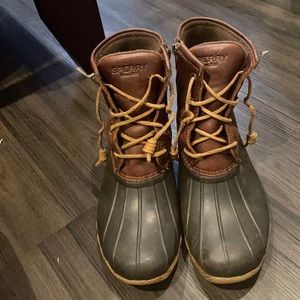 Sperry water boots